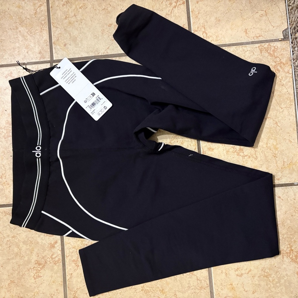 ALO Yoga Black Leggings Athletic Stretch